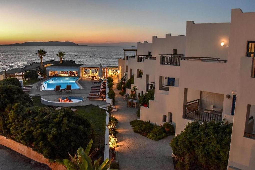 Yria Beach Hotel Kokkini Hani Esterno foto